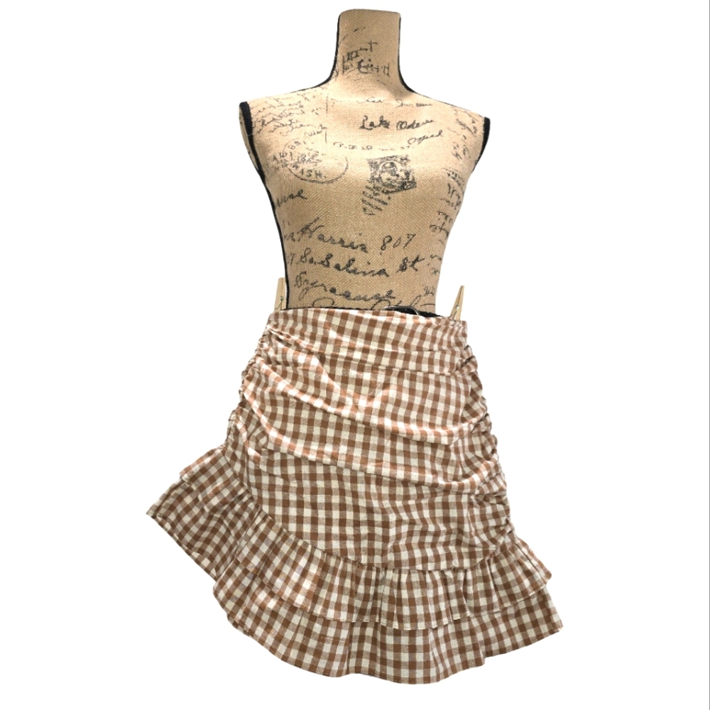 Mabel Tan and White Gingham Ruffle Mini Skirt – Size Medium